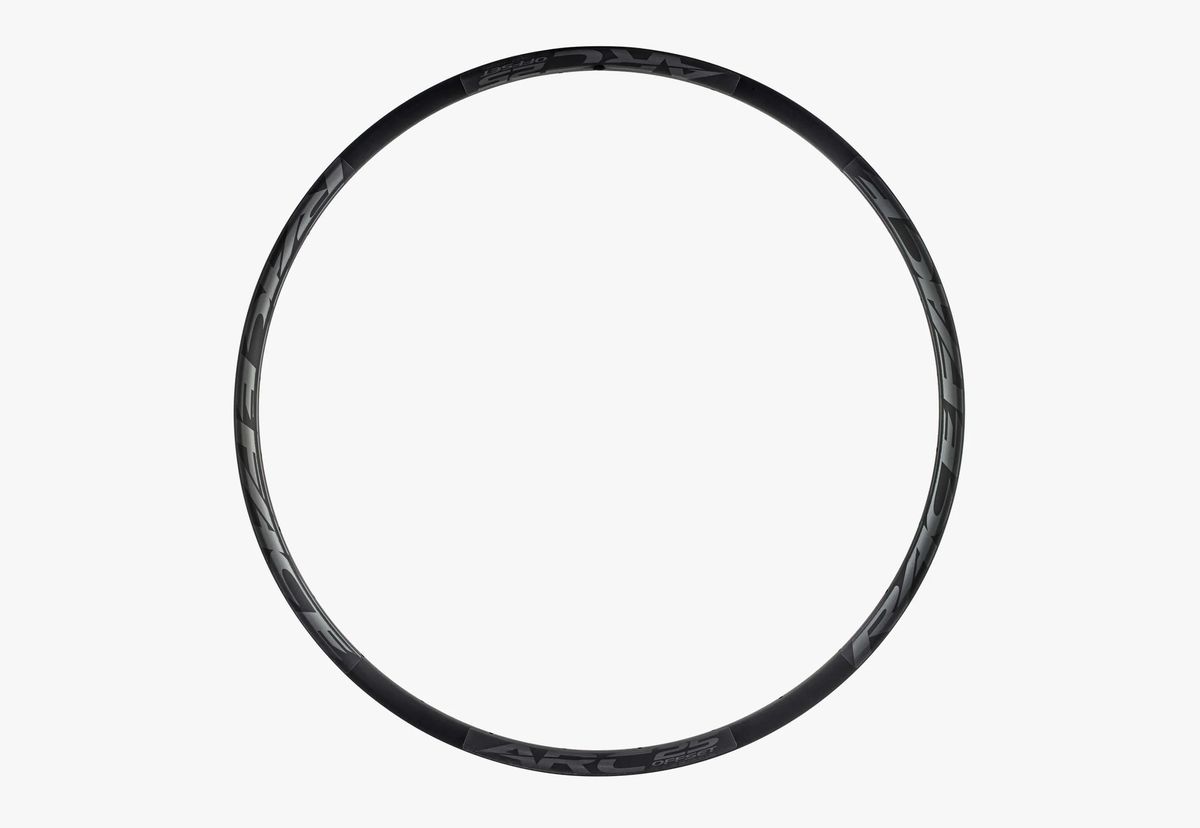 RIN RACE FACE ARC 30 29" 28 HOYOS