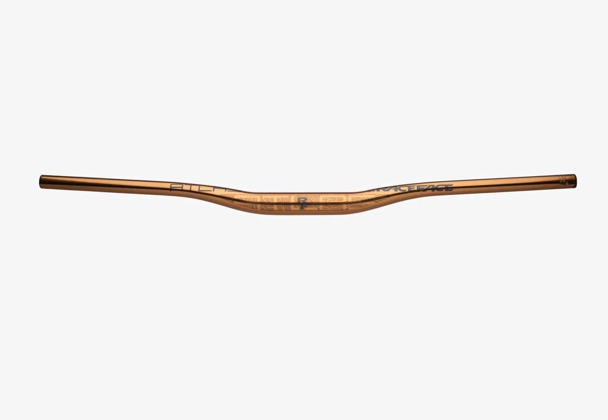 MANUBRIO RACE FACE ATLAS 35X820 MM 20 RISE COLOR DORADO